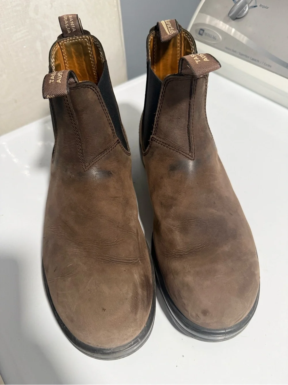 Blundstone Men’s Chukka Boots in Brown Leather